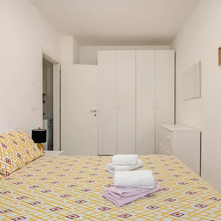 Vittoria Living - Hospital Area Apartment *